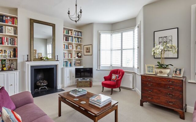 Beautiful Battersea Park Home