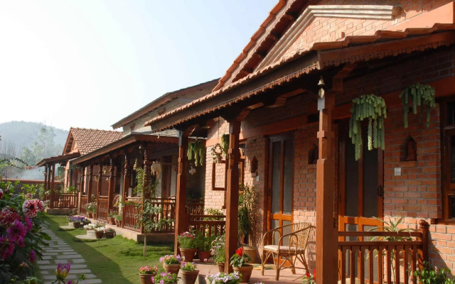 Vardan Resort n' Apartment
