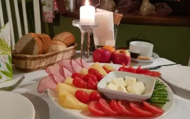 Hotelik & Restauracja Złota Kaczka