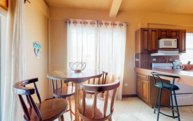 Suite C303 Mara Laguna