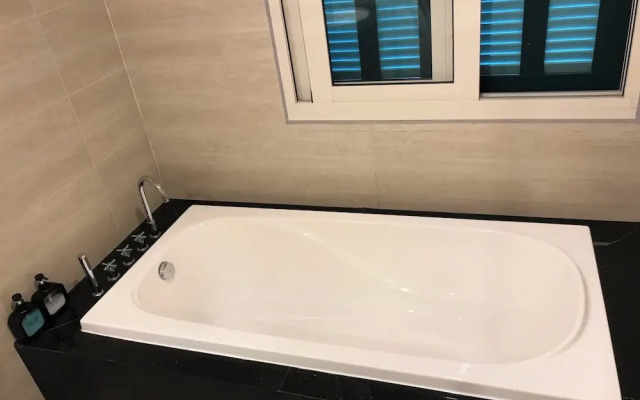 Ha Tay Hotel