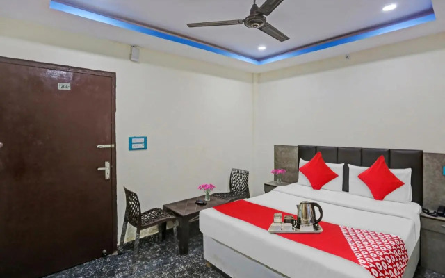 OYO Flagship 70297 Royal Palace Guest House