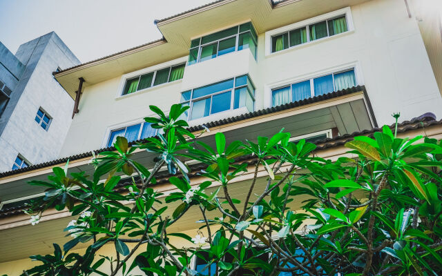 Kanavera Sriracha Hotel & Serviced Apartment