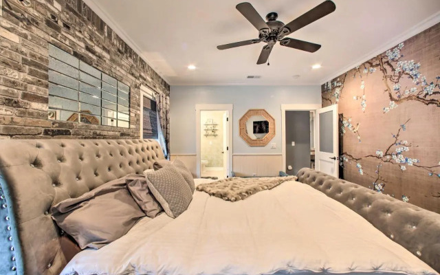 2 Mi to Downtown: Luxe Greenville Retreat!