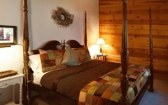 Astrocamp Area at Idyllwild by Quiet Creek Vacation Rentals