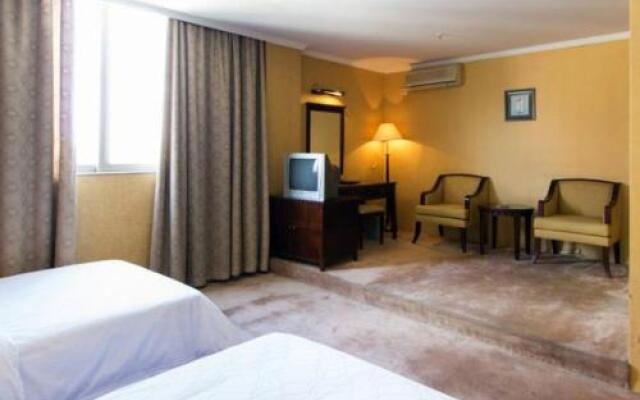 Kai Yi Hotel