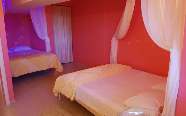 The golden brown luxury guesthouse