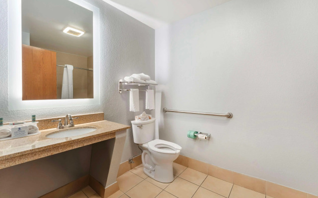 Best Western St. Clairsville Inn & Suites