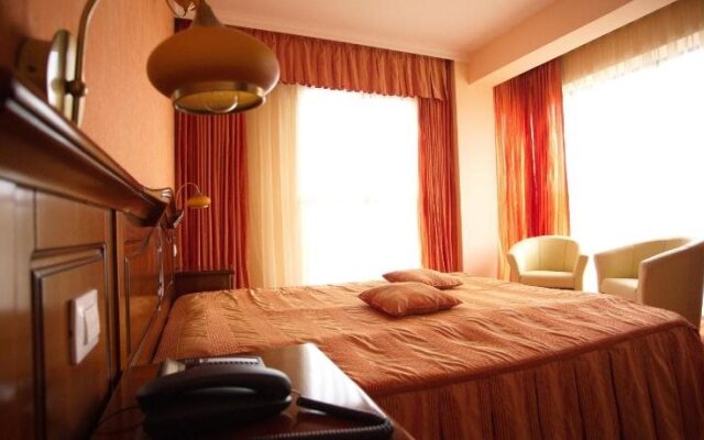 President Hotel