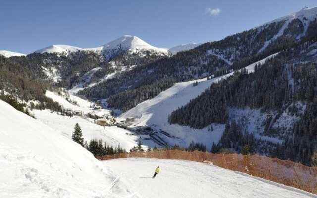 Hotel Nockalm