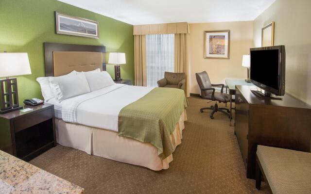 Holiday Inn Airport - Portland by IHG