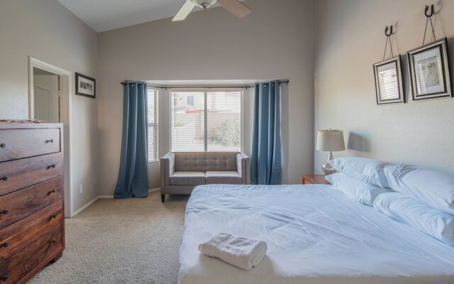 4BR Home N. Scottsdale by WanderJaunt