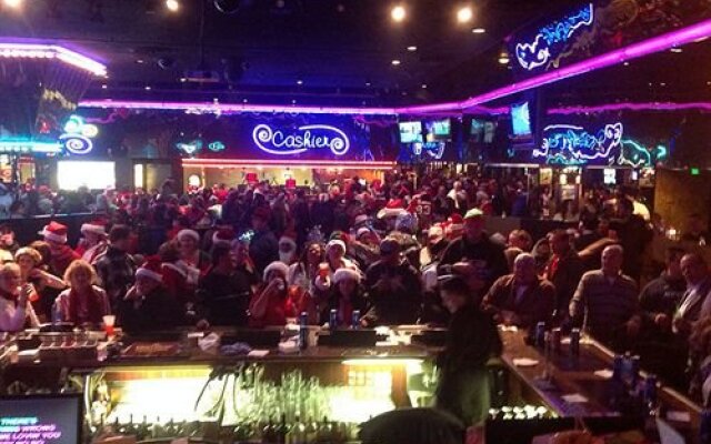 Club Cal Neva