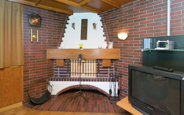 Lush Apartment With Swimming Pool in Silz