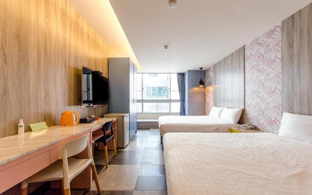 P&E Hotel
