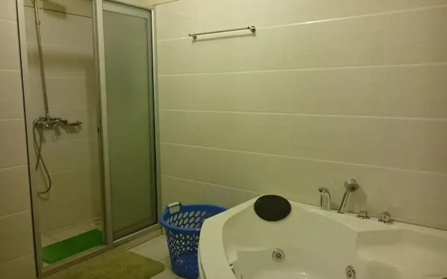Tomax Apartments Brooks