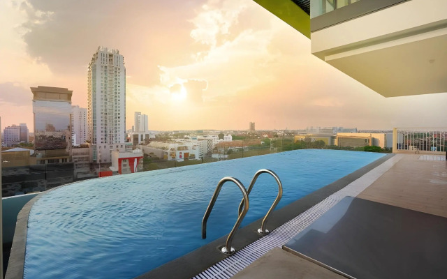 The Life Styles Hotel Surabaya