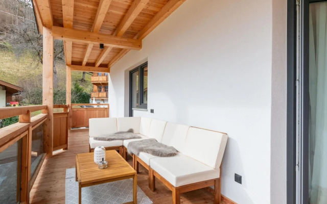 Spacious Apartment in Uderns With Balcony