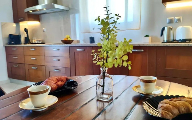Theasis Apartments