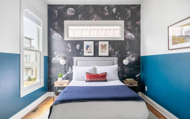 Monroe 9 in Nashville