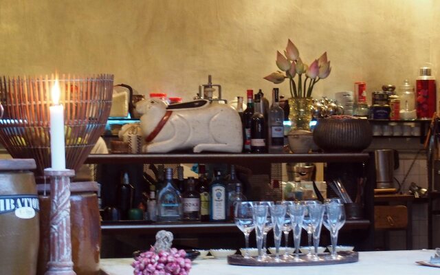 Bric-à-Brac