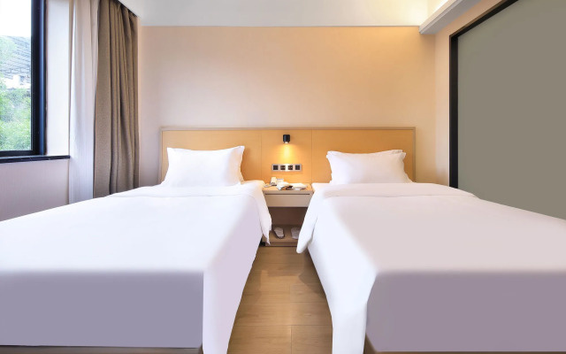 Zhengyang Inn