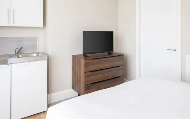Host Stay Clifton Studio 5