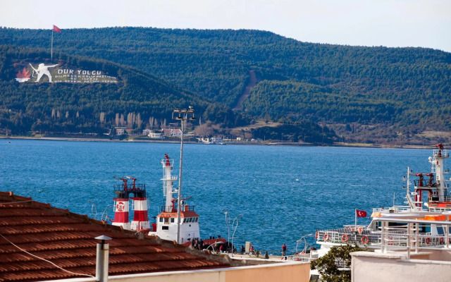 Hotel Peli̇t