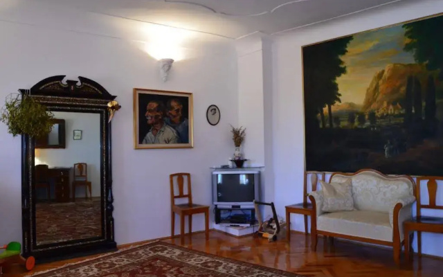 Santino Apartment