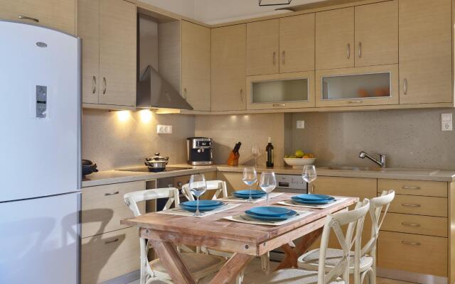 Superior Apartment Nikos
