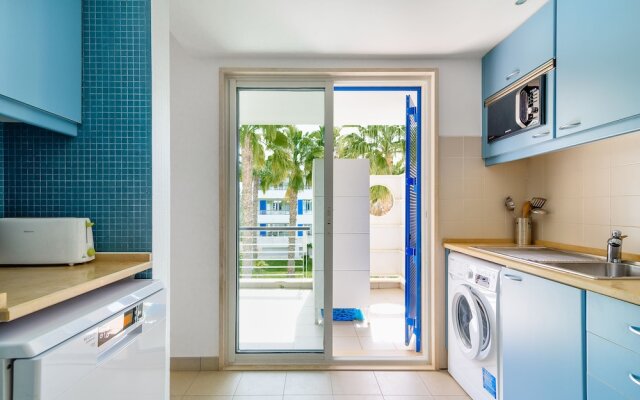 Marina Apartment by AGProperties