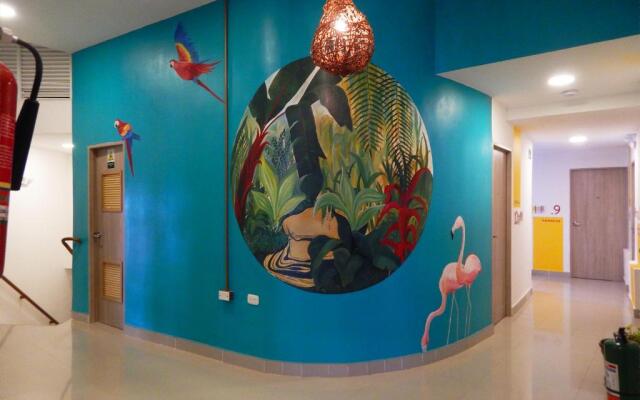 Ethnic Thematic Hotel