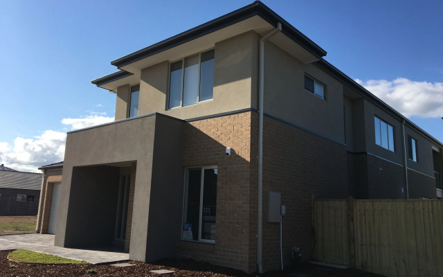 Apple House Upper Point Cook