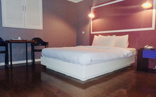 Provence Hotel