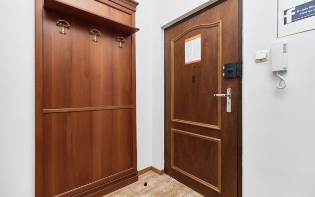 Old Town View Apartments by Renters