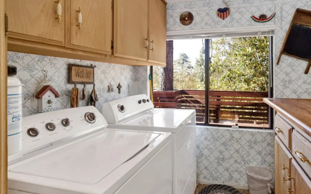 Mountain Hideaway on Maryland #2494