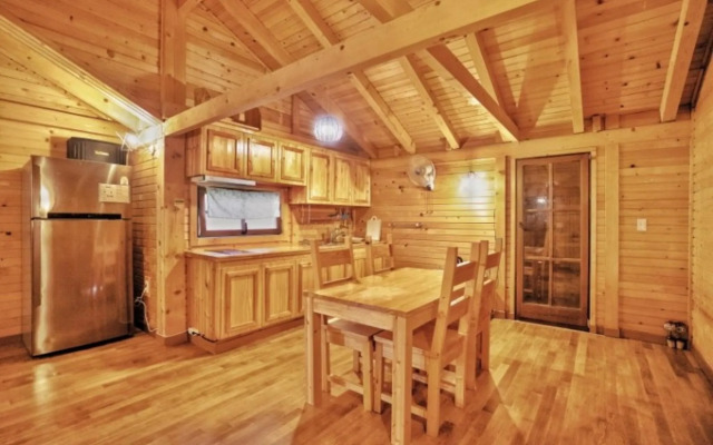 Buan Hosugatongnamu Pension