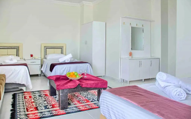 Yeniciftlik Otel