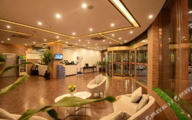 Yixuan Hotel