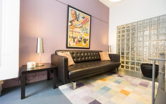 Large & Relaxing loft in Alfama