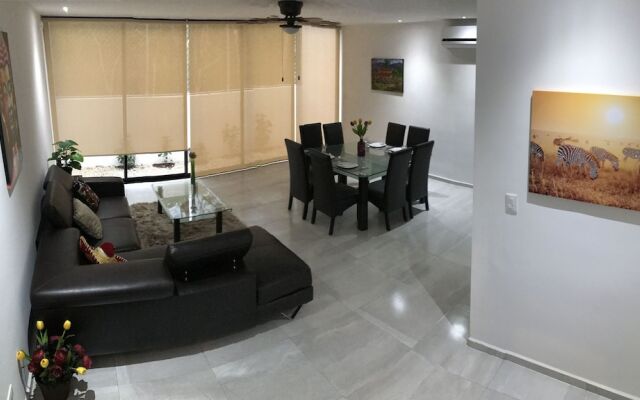 Casa PlayaDelCarmen 515 by Sinbad