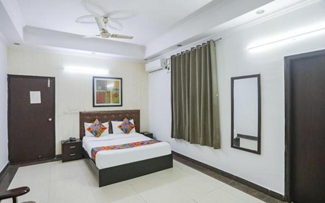 FabHotel F9 H Block Sector 51