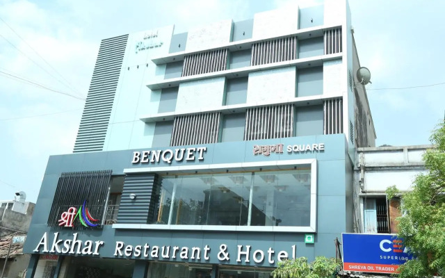 Shri Akshar Hotel