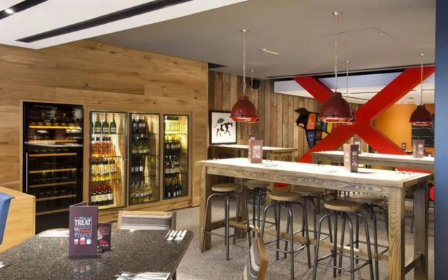 Premier Inn Halifax Town Centre