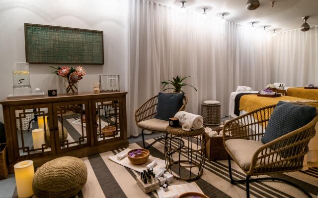 Kimpton Surfcomber Hotel by IHG