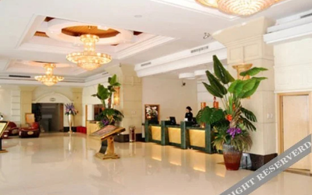 Xiangyang Oriental Hawaii Holiday Hotel
