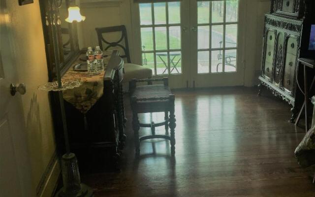 Woldert-Spence Manor