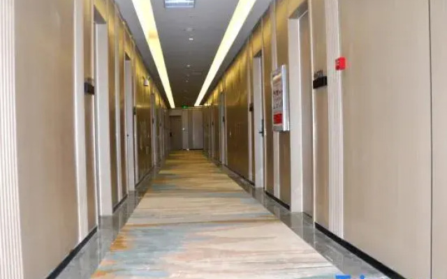 Zhangye Shangjing Intelligent Health Hotel