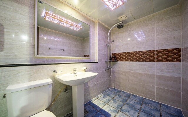 Q9 Motel Gumi