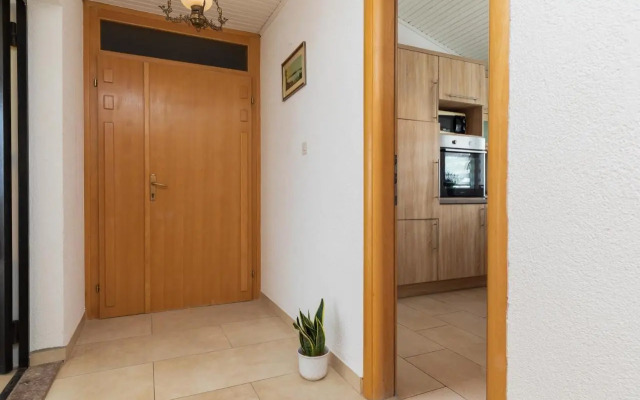 Apartments by the sea Duce, Omis - 2992